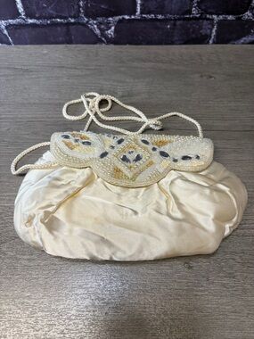 Vintage Ivory Beaded Evening Purse